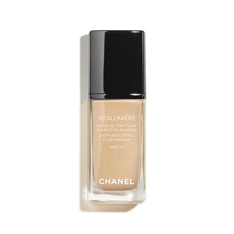 chanel vitalumiere satin smoothing fluid makeup swatches|CHANEL Vitalumiere Satin Smoothing Fluid Foundation Review .